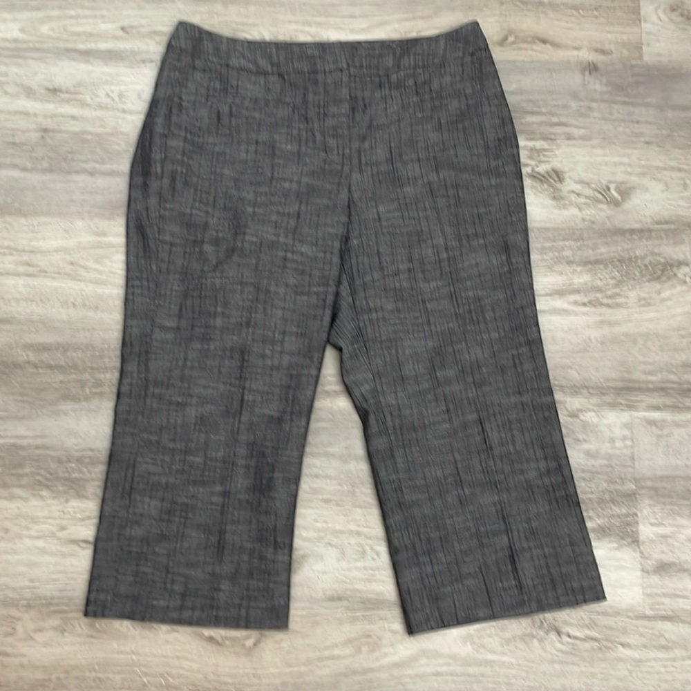 Larry Levine Petite Stretch Heather Gray Capri Women's Pants Size 6P